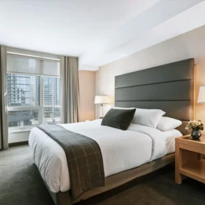 Deluxe Single Bedroom Family Suite